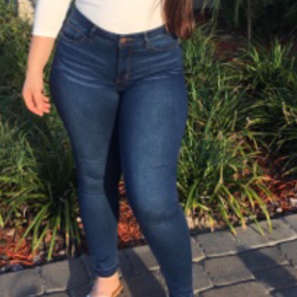fashion nova stretchy jeans
